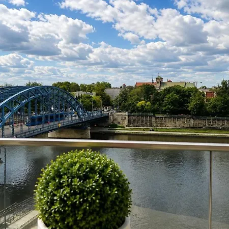 Celna Riverside Prestige 2br Free Parking Apartment Krakau