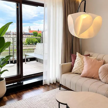 Celna Riverside Prestige 2br Free Parking * Krakau