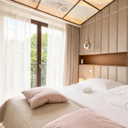 Celna Riverside Prestige 2br Free Parking Apartment Krakau